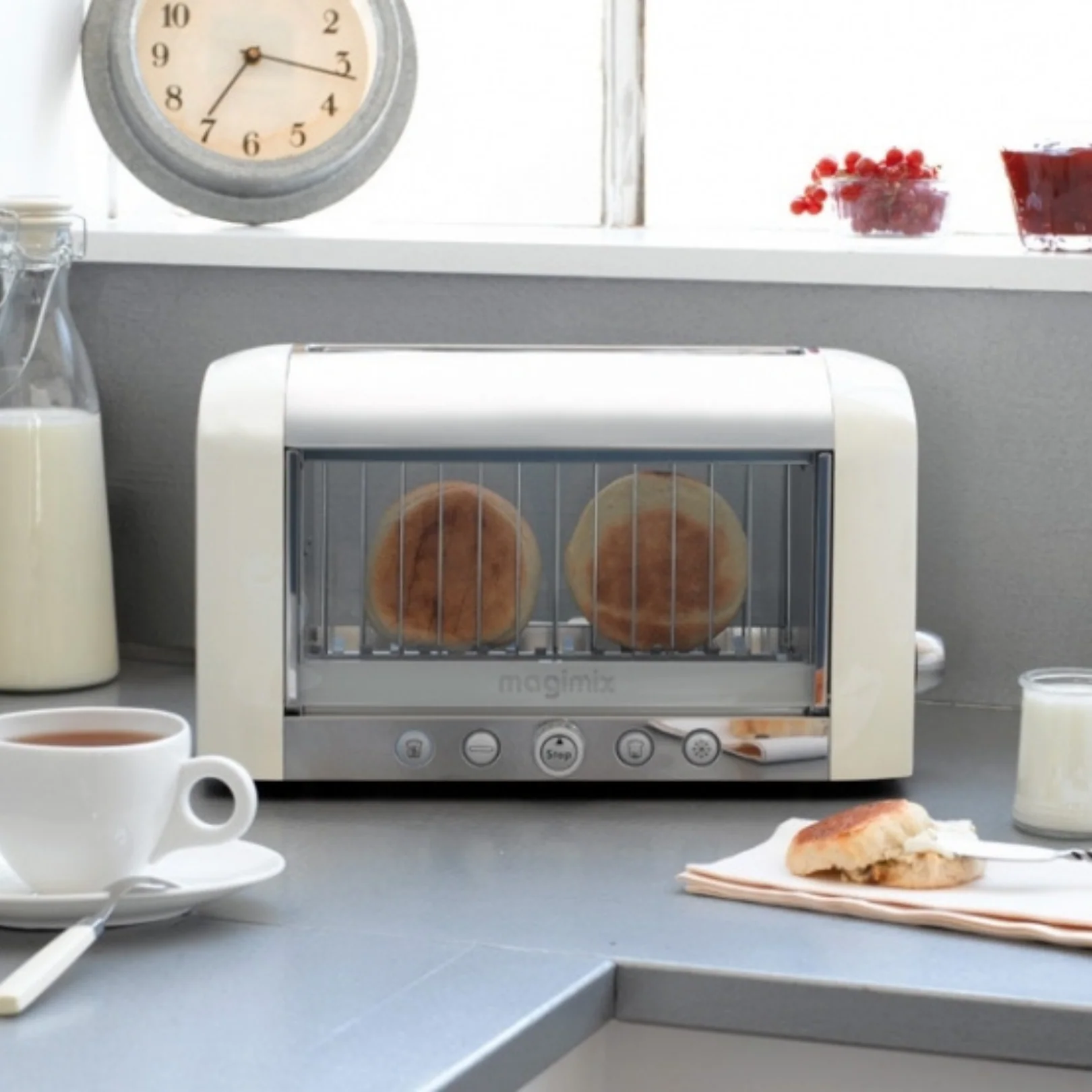 Vision Toaster - Cream - Image 5