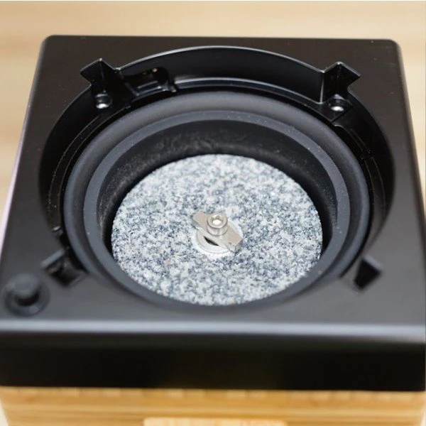 Refurbished Harvest Grain Mill - Black - Image 2