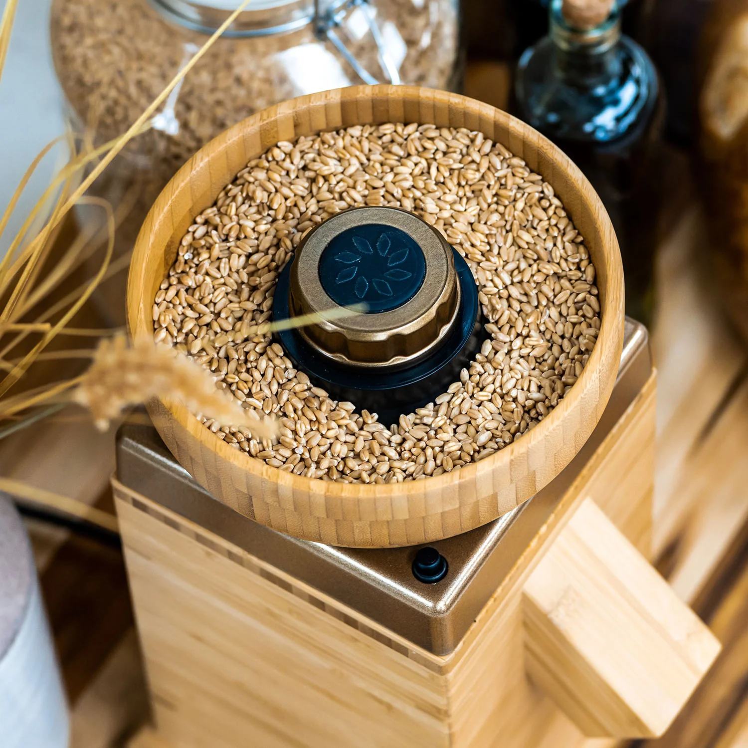 Refurbished Harvest Grain Mill - Gold - Image 3