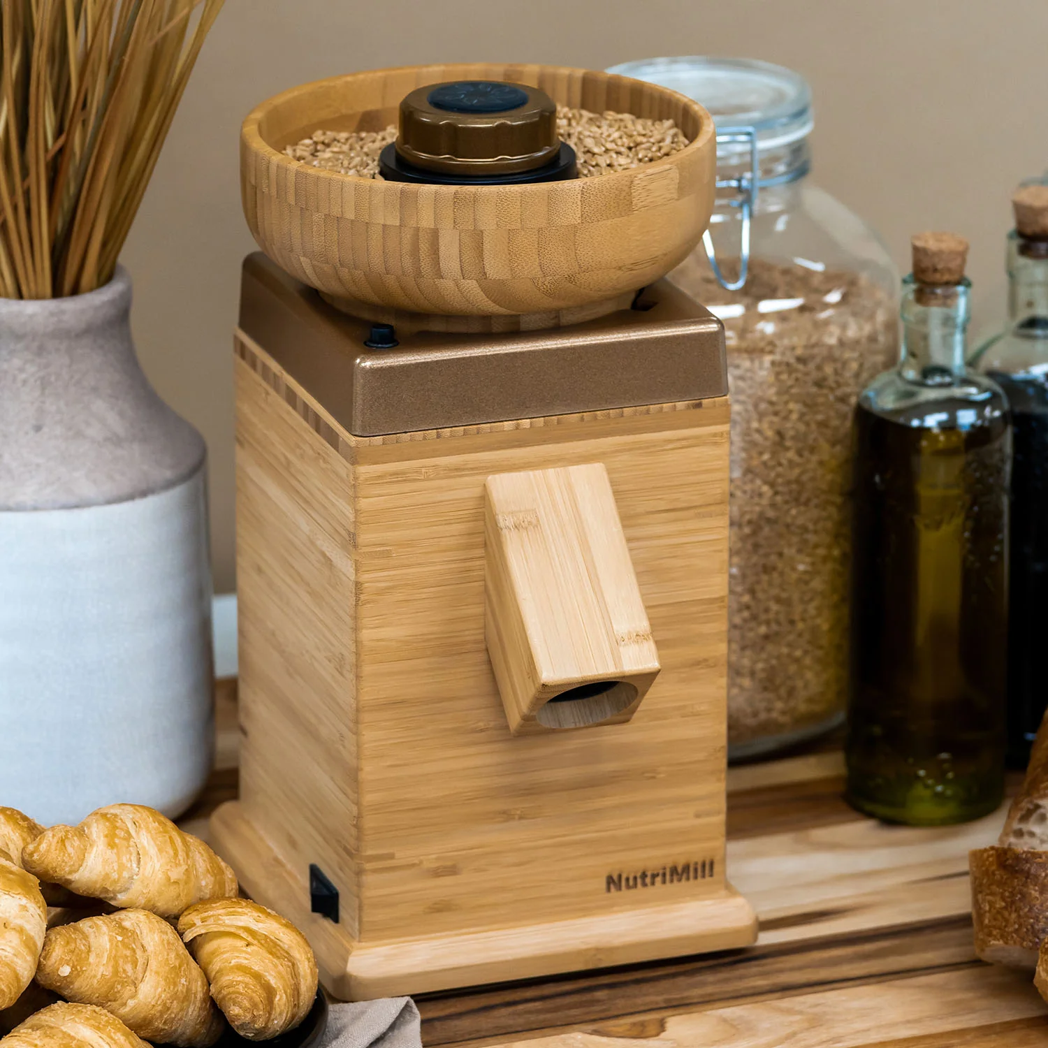 Refurbished Harvest Grain Mill - Gold - Image 4